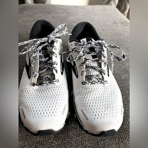 Brooks ghost 14